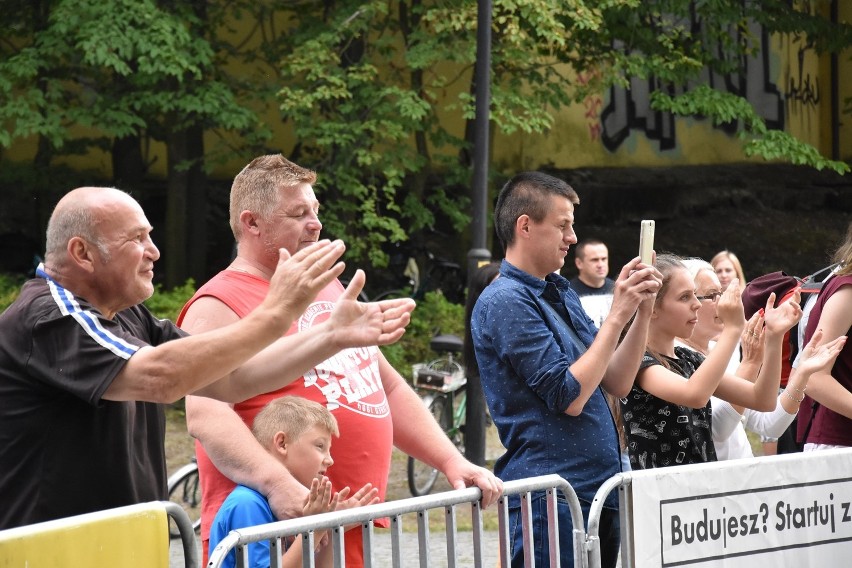 Oleśnickie Stawy w rytmie disco polo. Rompey na scenie! (FOTO)