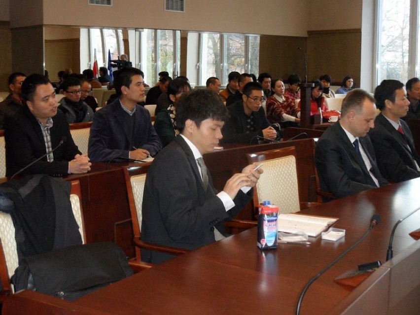 Chińczycy w Jaworznie. 40-osobowa delegacja biznesmenów z miasta Yiwu