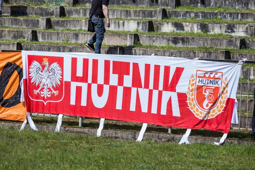 Czy Warszawa nie lubi Hutnika? Klub ubolewa, że nie jest wspierany przez miasto