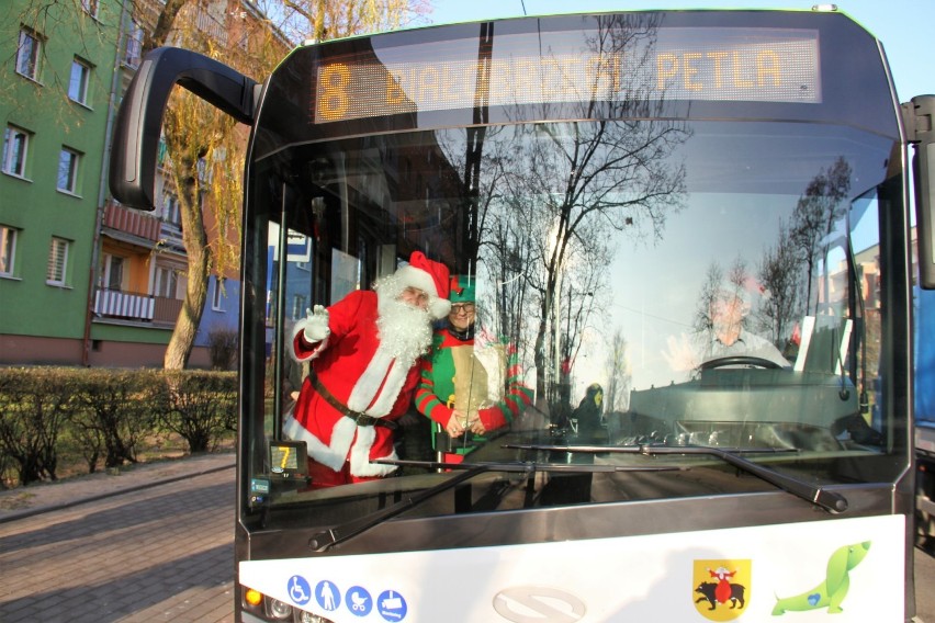 Św. Mikołaj z elfem w autobusach MZK w Tomaszowie Maz. [ZDJĘCIA]