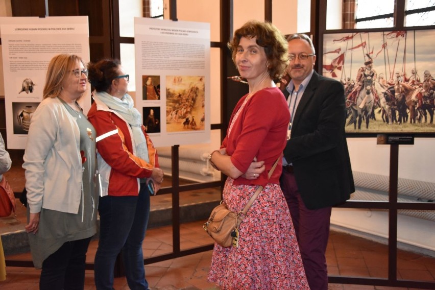 Malbork. Wystawa o husarii dawnej i... współczesnej w Muzeum Zamkowym 