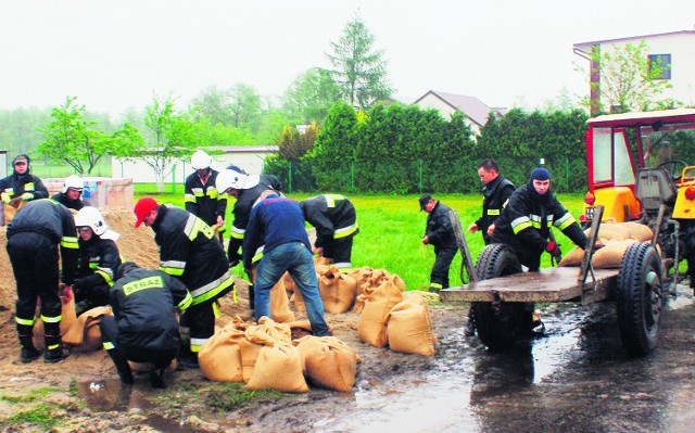 Podczas ostatniej powodzi strażacy pracowali bez przerwy
