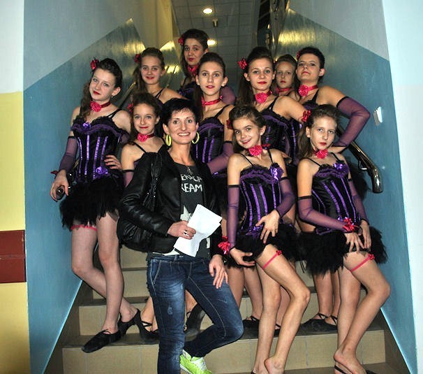 Mini Formacja &#8222;FOTON&#8221; działająca w Młodzieżowym Domu Kultury w Chełmie pod kierunkiem Joanny Wilkołaskiej została jednym z finalistów VI Ogólnopolskiego Turnieju Formacji Tanecznych &#8222;Taneczne Pejzaże&#8221;.