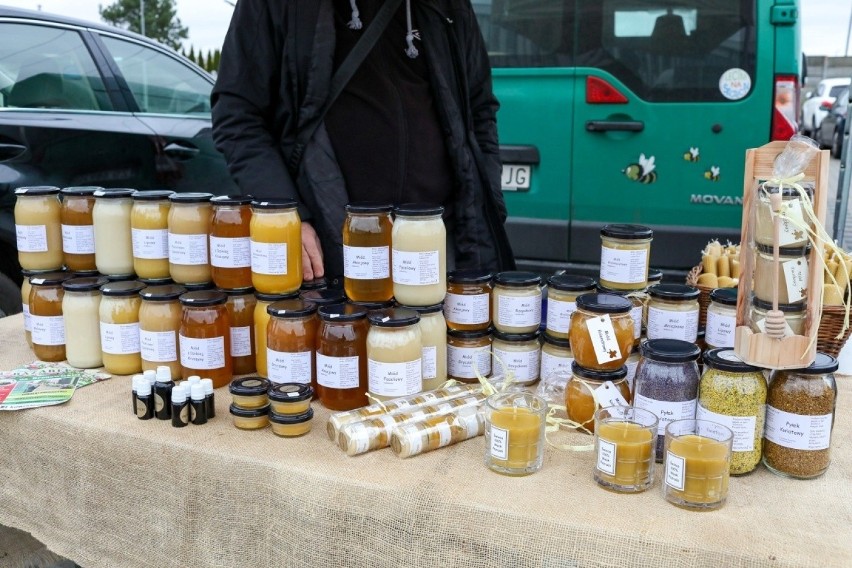 Mnóstwo smakowitości na kolejnym sobotnim Bazarku na Bronowickiej w Szczecinie!  ZDJĘCIA 