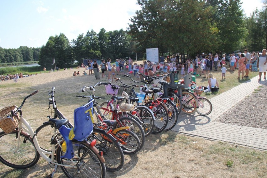 Aktywna plaża ze Złotowskim Centrum Aktywności Społecznej