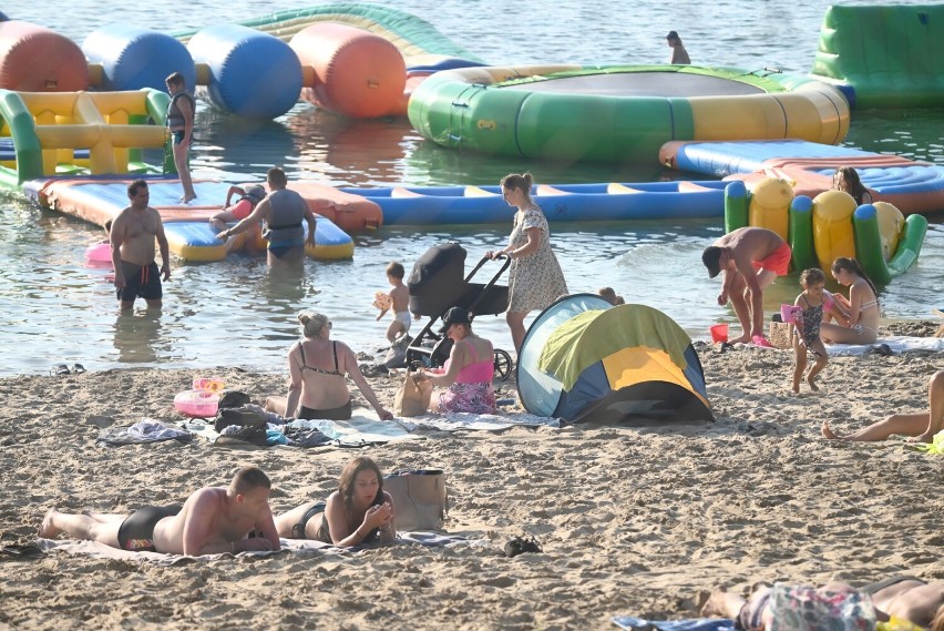 To już oficjalne: koniec z zakazem kąpieli w Kryspinowie. Można tam bezpiecznie pływać