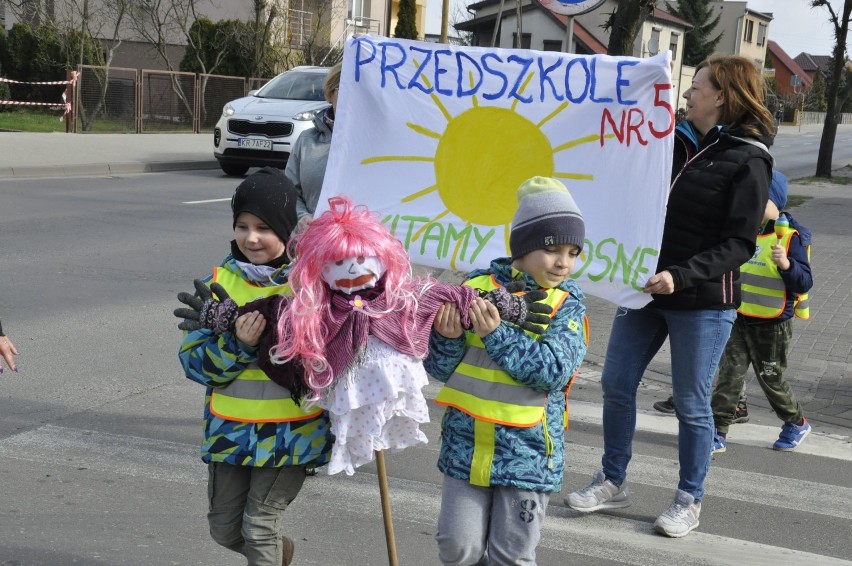 Nowy Tomyśl: Przedszkolaki ze Słoneczka powitały wiosnę