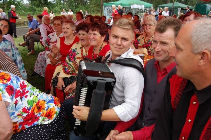 XV Festiwal Zespołów Śpiewaczych Szparagowe Żniwa w...