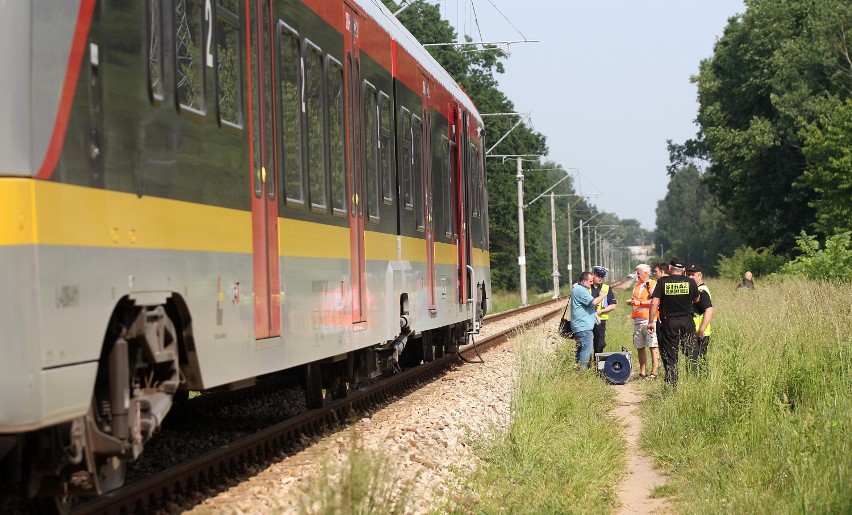 Tragiczny wypadek na przejeździe kolejowym na Łozowej w...