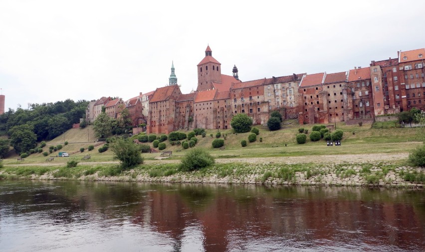 Ruszyły rejsy statkiem po Wiśle w Grudziądzu [zdjęcia]