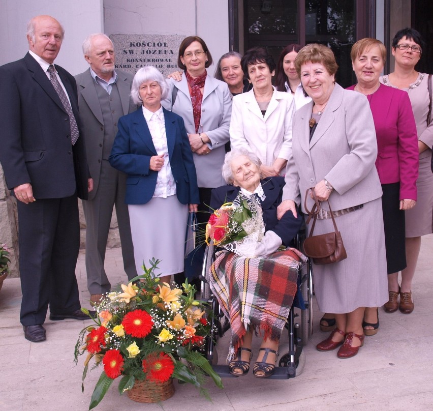 Oświęcim. najstarsza mieszkanka skończyła 103 lat [ZDJĘCIA]