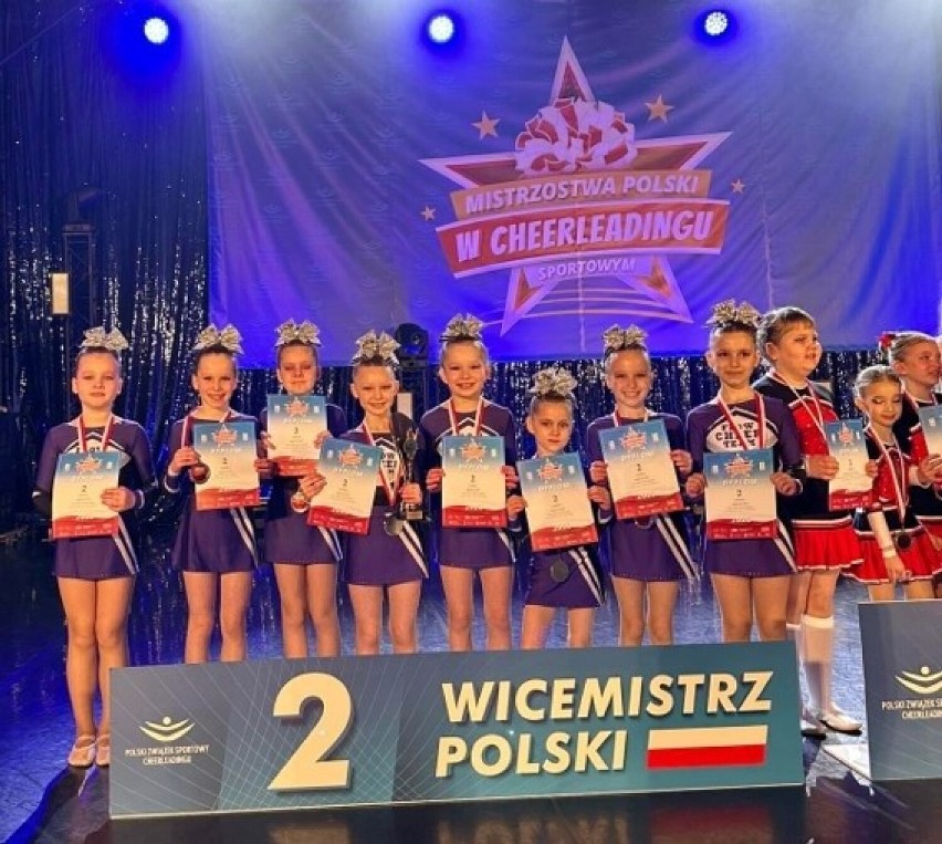 - Oliwia i Agata zdobył mistrzostwo Polski kategorii Pom...