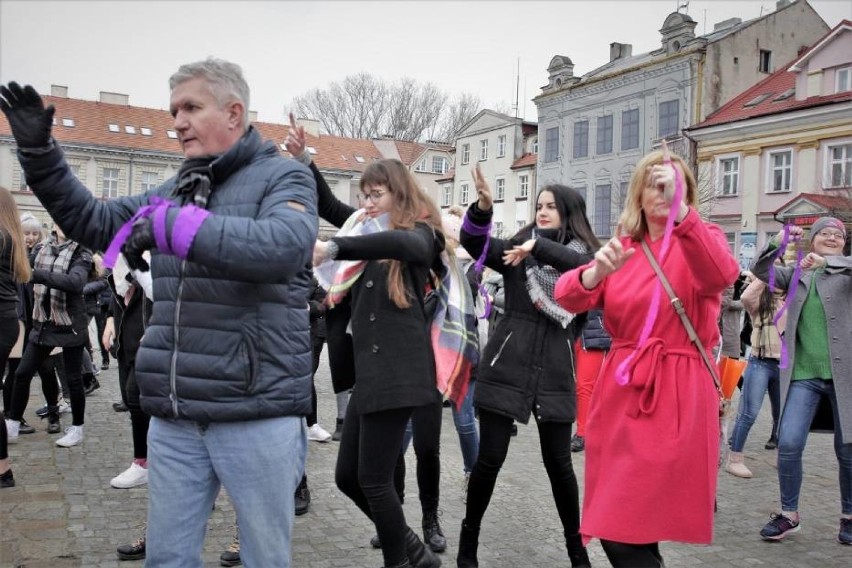 Koninianki zatańczą 14 lutego , by sprzeciwić się przemocy . Nazywam Się Miliard . One Billion Rising  