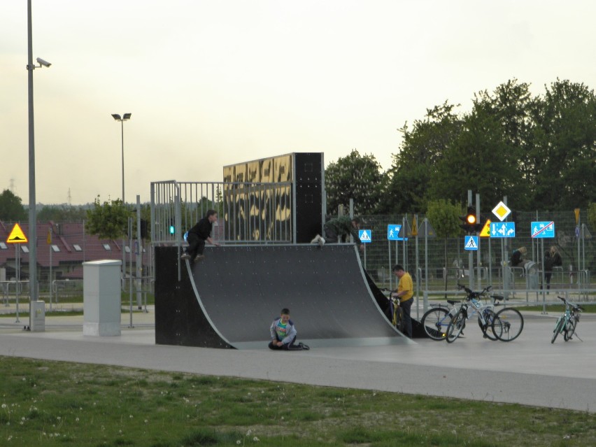 Rozbudowa skateparku w Żorach [ZDJĘCIA]