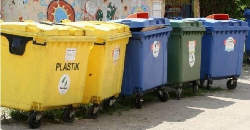 Śmieci w gminie Krokowa (2022). Od stycznia będą je rozliczać inaczej. Do końca tygodnia trzeba złożyć deklarację w Urzędzie Gminy Krokowa