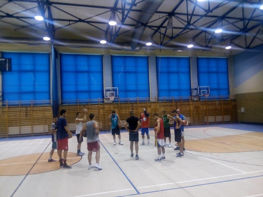 Drugoligowi koszykarze z Pleszewa rozpoczęli przygotowania do nowego sezonu