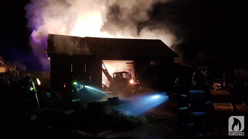 Pożar stodoły w Truskolasach. Spłonęły zbiory ZDJĘCIA 