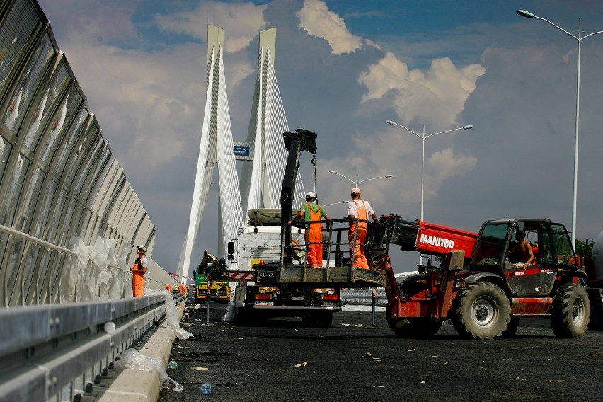 Wrocław: Otwarcie mostu na Rędzinie pod koniec sierpnia (ZDJĘCIA)