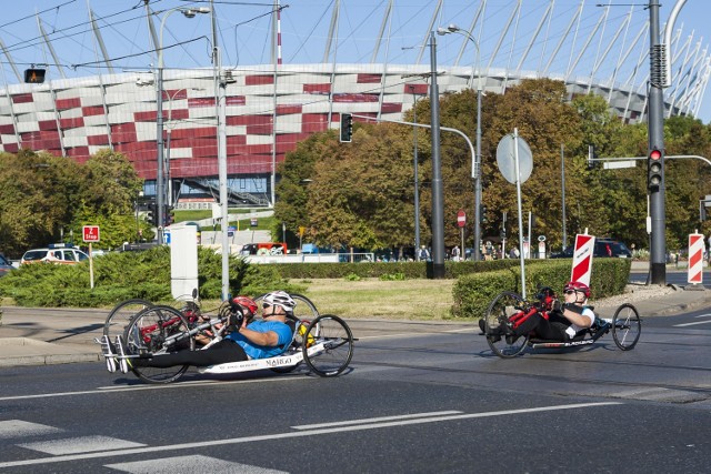 BMW Półmaraton Praski 2015 w Warszawie. Relacja z biegu [ZDJĘCIA UCZESTNIKÓW]