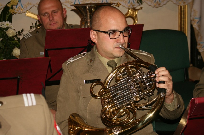 Koncert orkiestry wojskowej z Bydgoszczy w Radziejowie