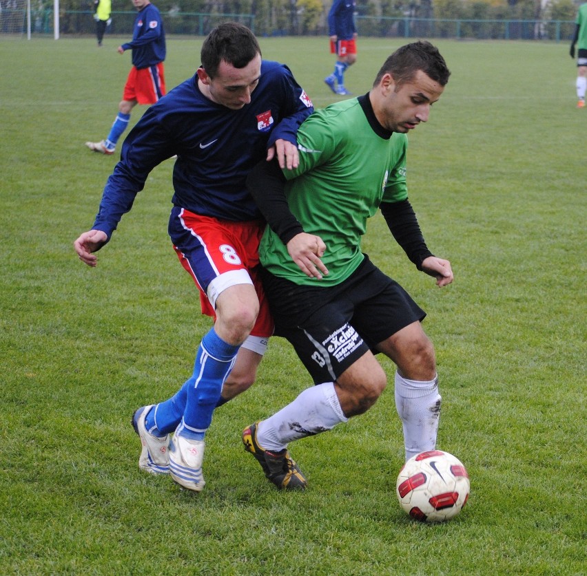 Piłkarze nowodworskich Żuław pokonali na wyjeździe Gryf 2009 II Tczew aż 4:0