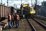 Wykolejony pociąg we Wrzeszczu: Trwa usuwanie skutków wypadku [zdjęcia i wideo]