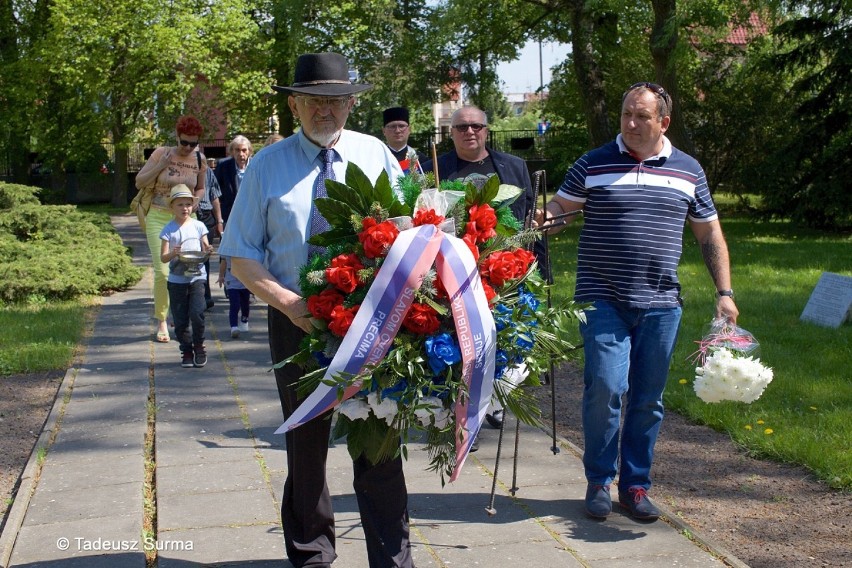 Cmentarz Wojenny w Stargardzie. 71. rocznica wyzwolenia Serbii spod nazistowskiej okupacji [zdjęcia]