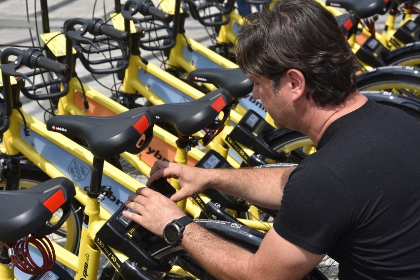 Firma GeoVelo prowadzi system rowerów miejskich m.in. w...