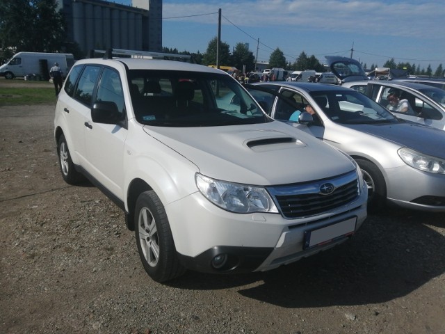 1. Subaru Forester. Silnik 2,0 diesel, rok produkcji 2008, cena ok. 28000 zł.