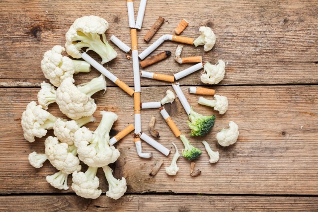 Suplementy z witaminą A i E zwiększają ryzyko raka płuc u palaczy.