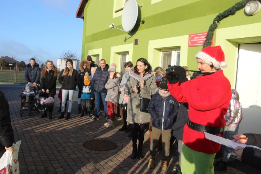 Zagroda św. Mikołaja w Skibinie. Obdarowano ponad 800 młodych mieszkańców gminy Radziejów [zdjęcia]