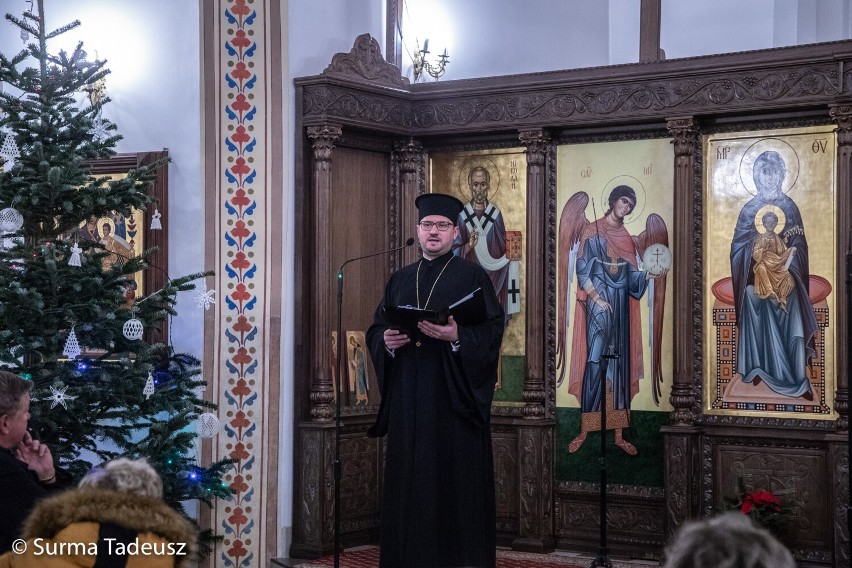 Anielskie głosy wypełniły prawosławną cerkiew w Stargardzie. Odbyło się "Mikołajkowe kolędowanie - pieśni liturgiczne, kolędy i pastorałki"