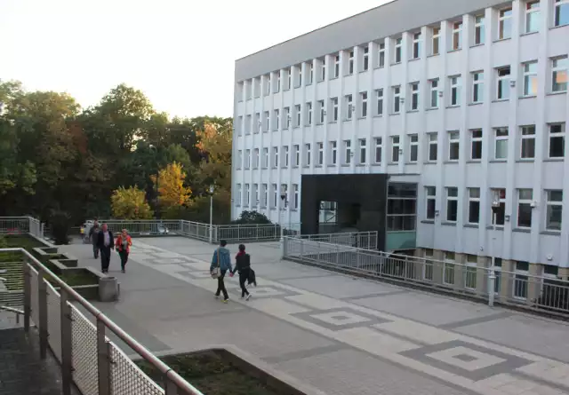 Sąd Apelacyjny w Lublinie działa w budynku przy ulicy Obrońców ...