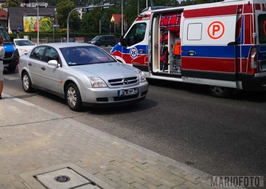 Piesza została potrącona na oznakowanym przejściu.