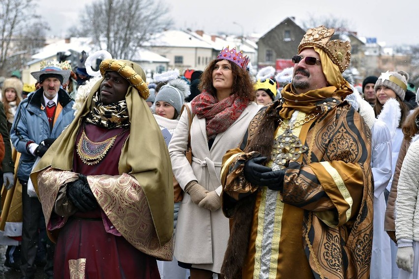 Nowy Sącz. Mieszkańcy pokłonią się Jezuskowi. W czwartek ulicami miasta przejdzie tradycyjny Orszak Trzech Króli