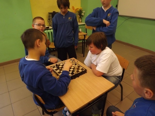 Turniej szachowy w PSP nr 4 w Strzegomiu