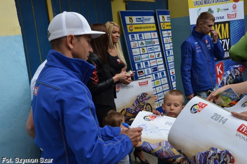 Zaczarowany Stadion Na Dzień Dziecka!Znajdź się na zdjęciu!