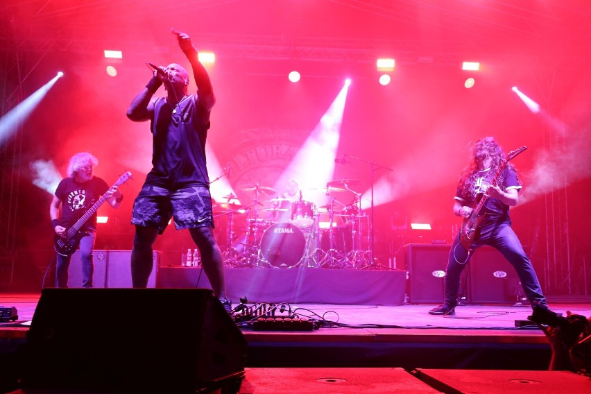 Zespół Sepultura na scenie w Szczecinku