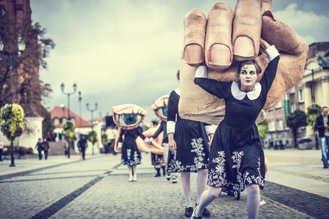 Takie widowiska czekają nas podczas XX Międzynarodowego Festiwalu Teatrów Plenerowych i Ulicznych FETA 2016 w Gdańsku