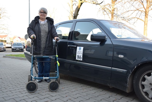 Stefania Nowak jest zadowolona z pomysłu darmowych przewozów. Zachęca innych seniorów do korzystania z niej