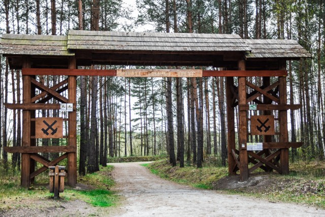 Zapraszamy was na atrakcyjną wycieczkę do Geoparku Łuk Mużakowa, szczególnie na spacer geościeżką "Dawna kopalnia Babina".