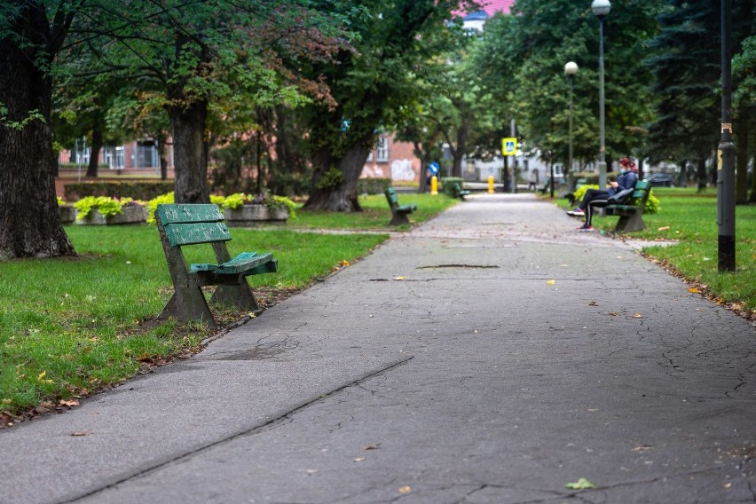 Skwer wolności powstał na miejscu dawnego cmentarza.