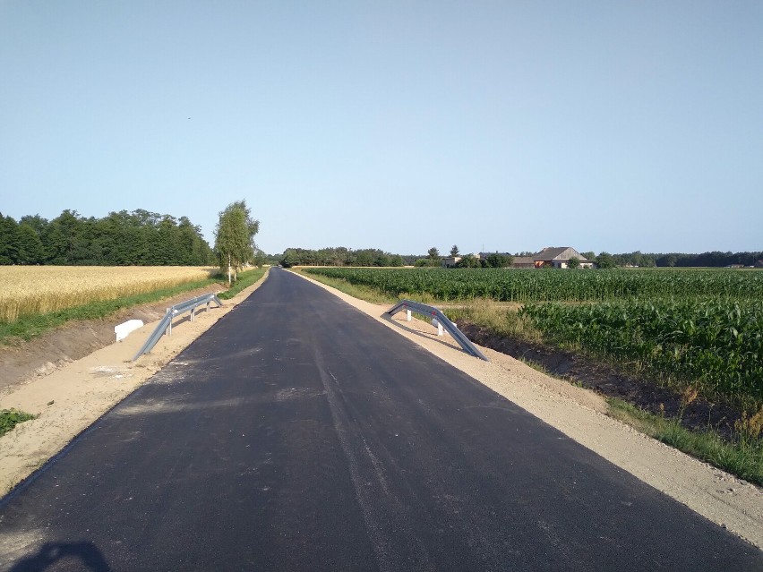 Zakończono największą tegoroczną inwestycję drogową w gminie...
