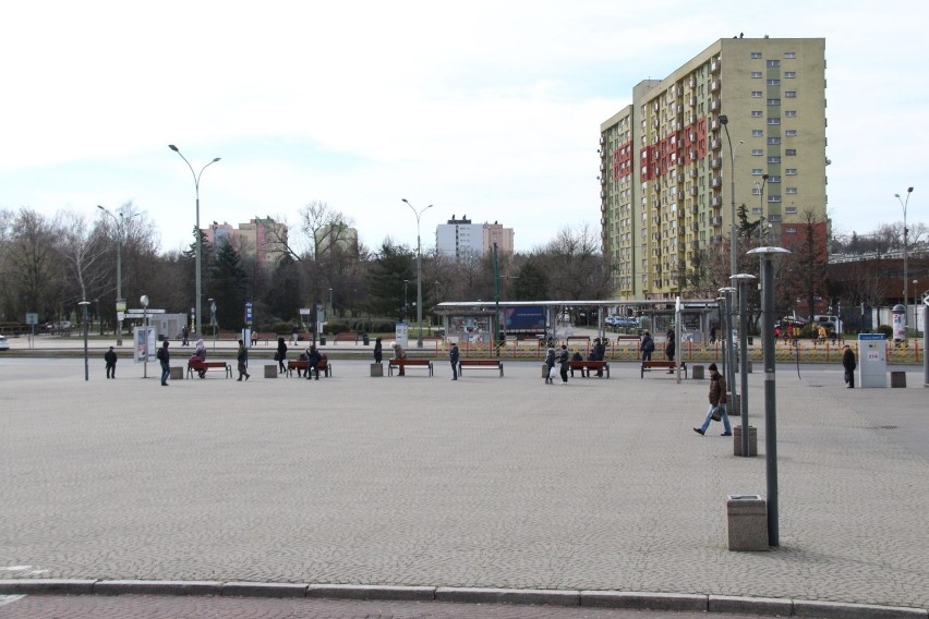 W poniedziałek 16 marca 2020 roku centrum Dąbrowy Górniczej...