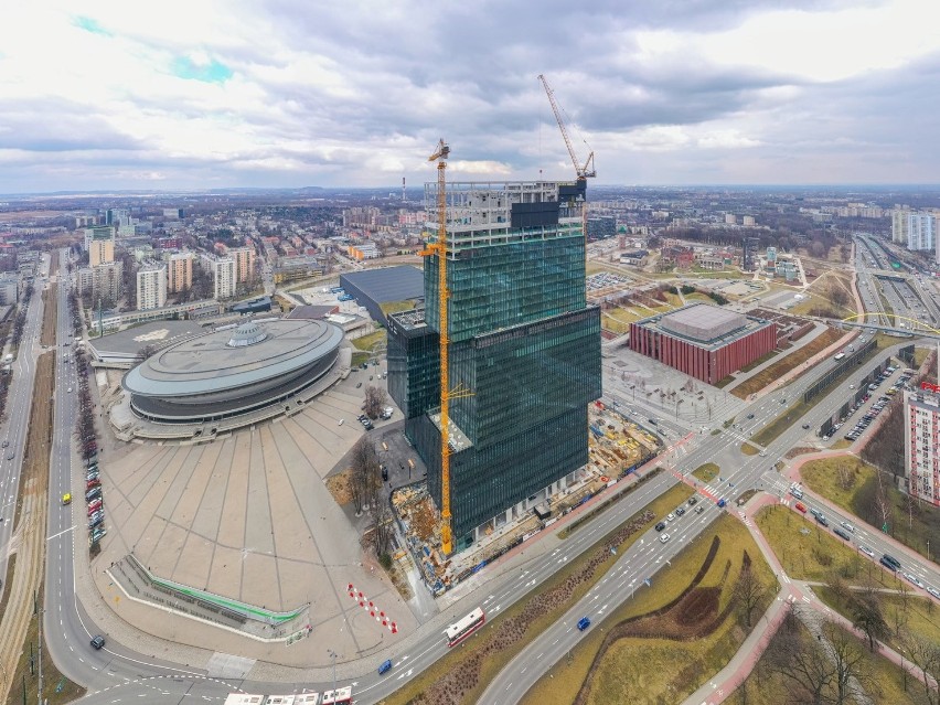 Wieżowiec .KTW II jest już gotowy w 60 proc. Finiszuje...