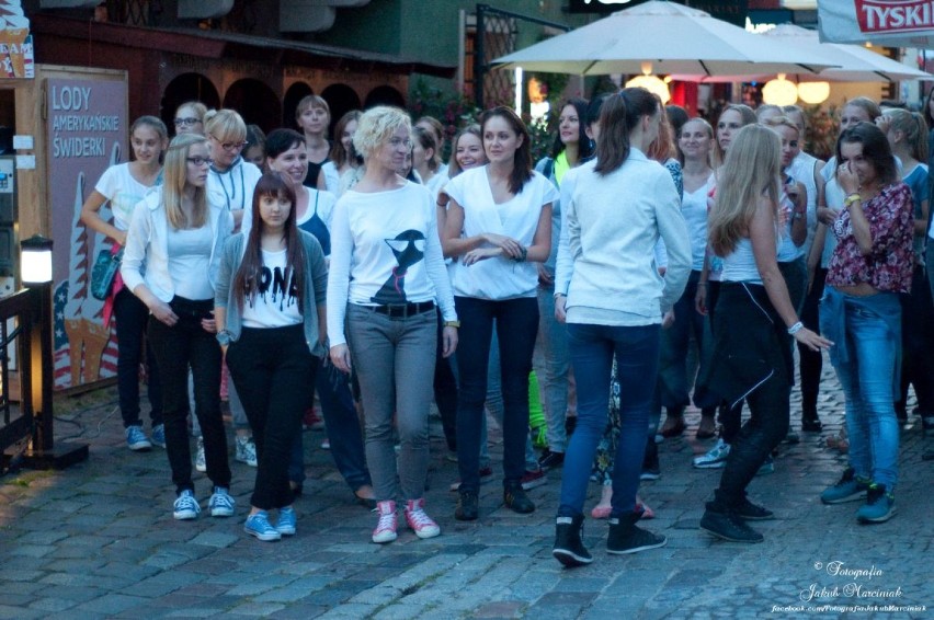 Flash mob Dancing Poznań 2014