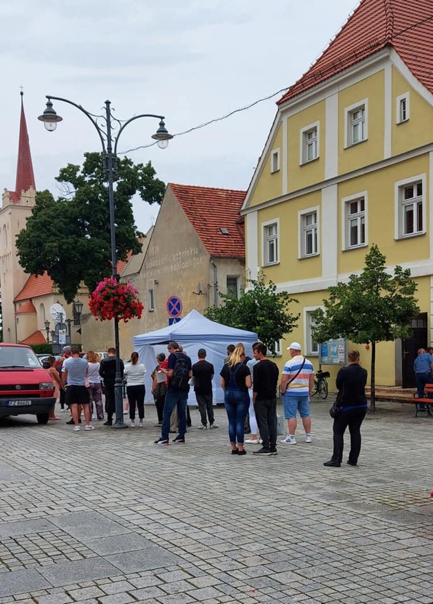 Mieszkańcy Nowego Miasteczka szczepią się przeciw Covid-19