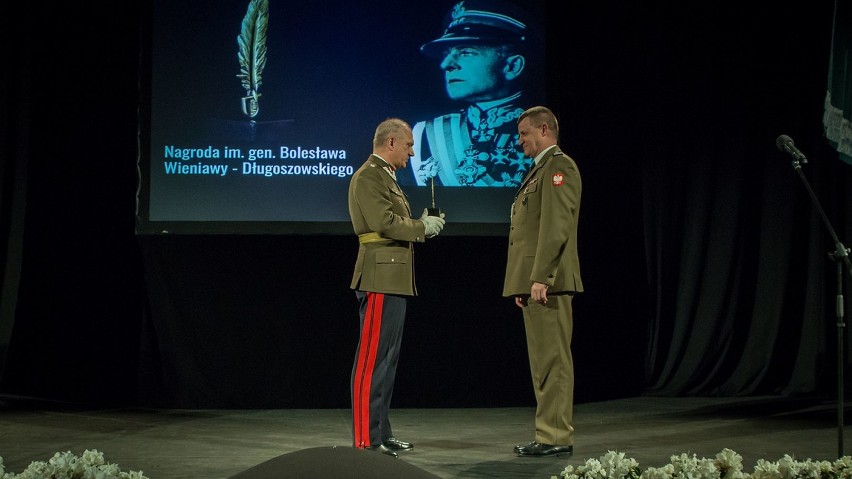 W piątek, 5 maja, w Teatrze Królewskim w Łazienkach...