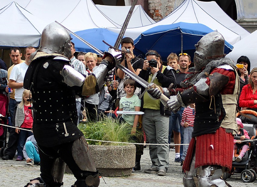 Finał turnieju rycerskiego na Rynku Starego Miasta w Olsztynie [zdjęcia]
