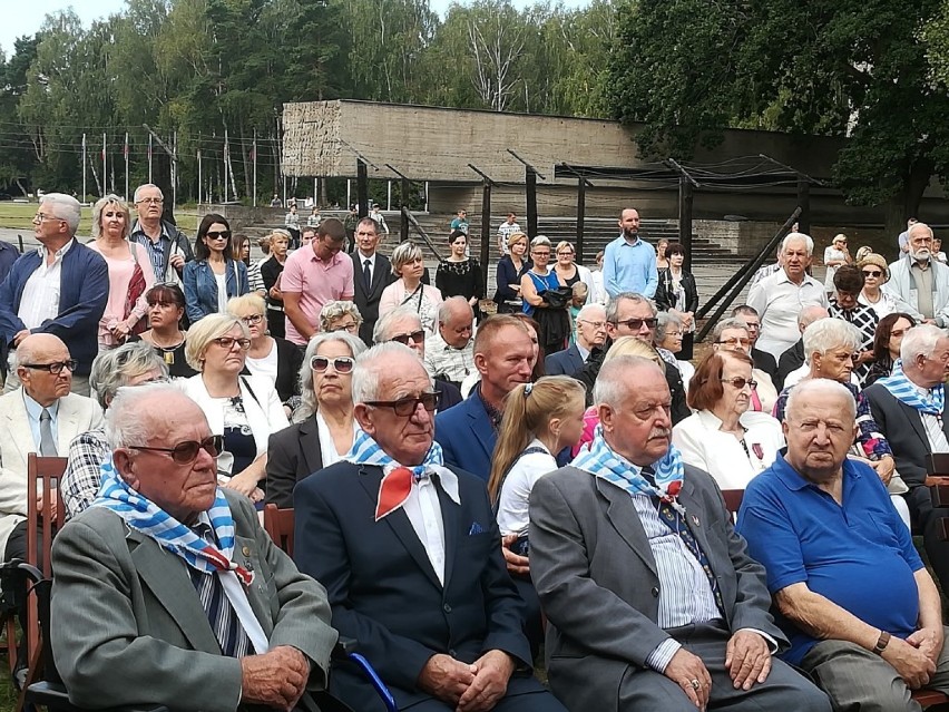 Uczniowie SP10 w Rumi na żywej lekcji historii w Muzeum Stutthof [ZDJĘCIA]